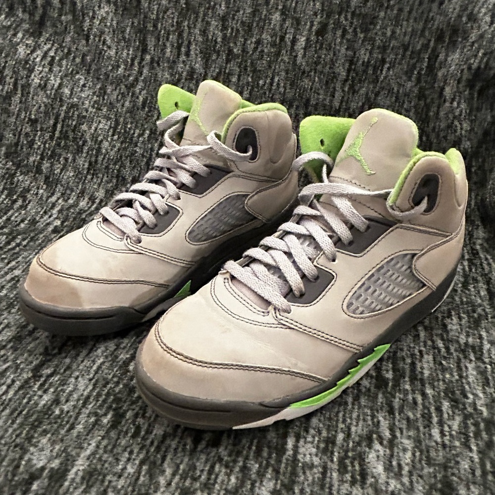 Jordan 5 Retro Silver/Flint Grey/Green Bean